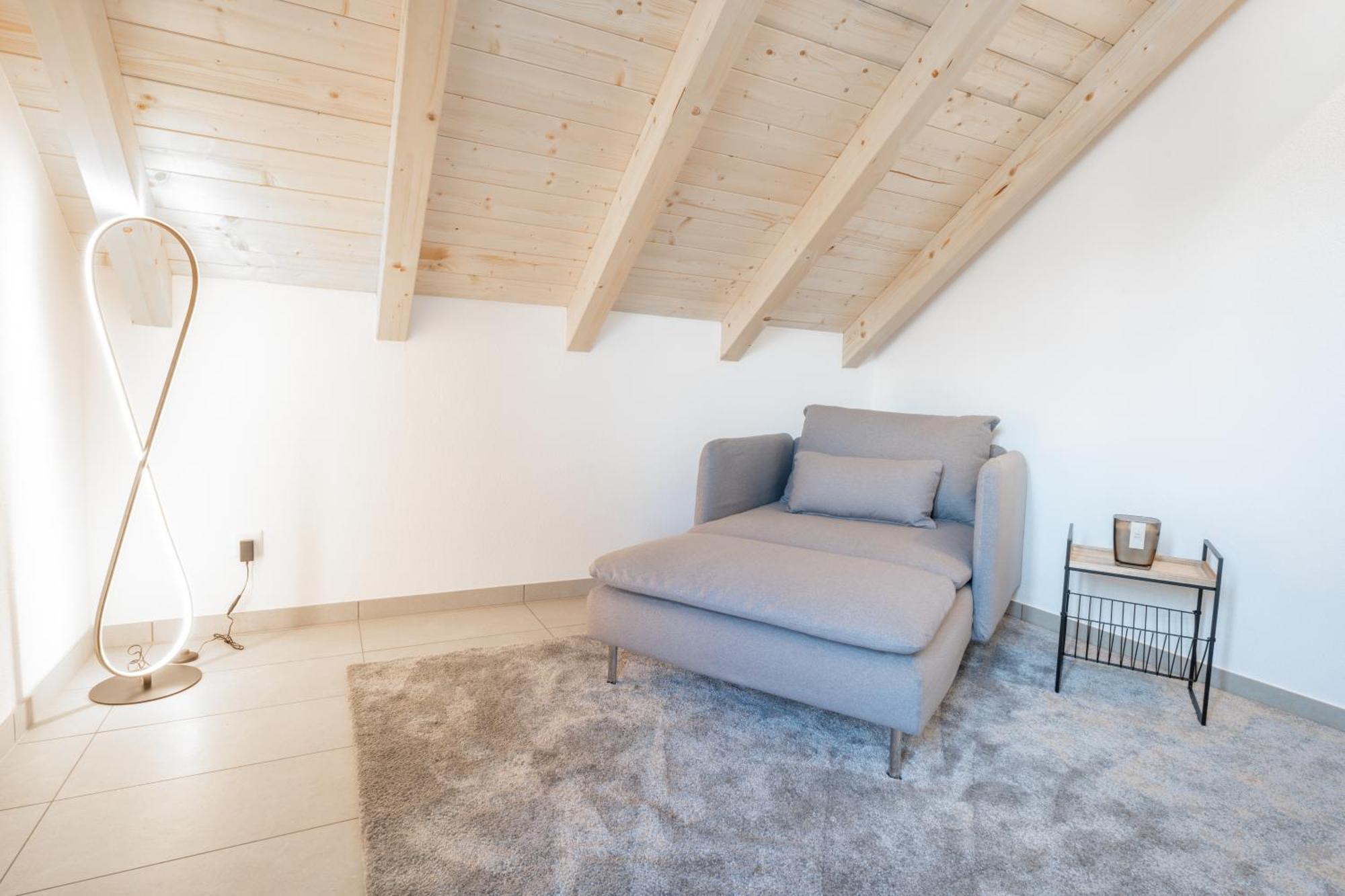 Schoene Wohnung An Toplage Mit Gratis Parkplatz! Gambarogno Buitenkant foto